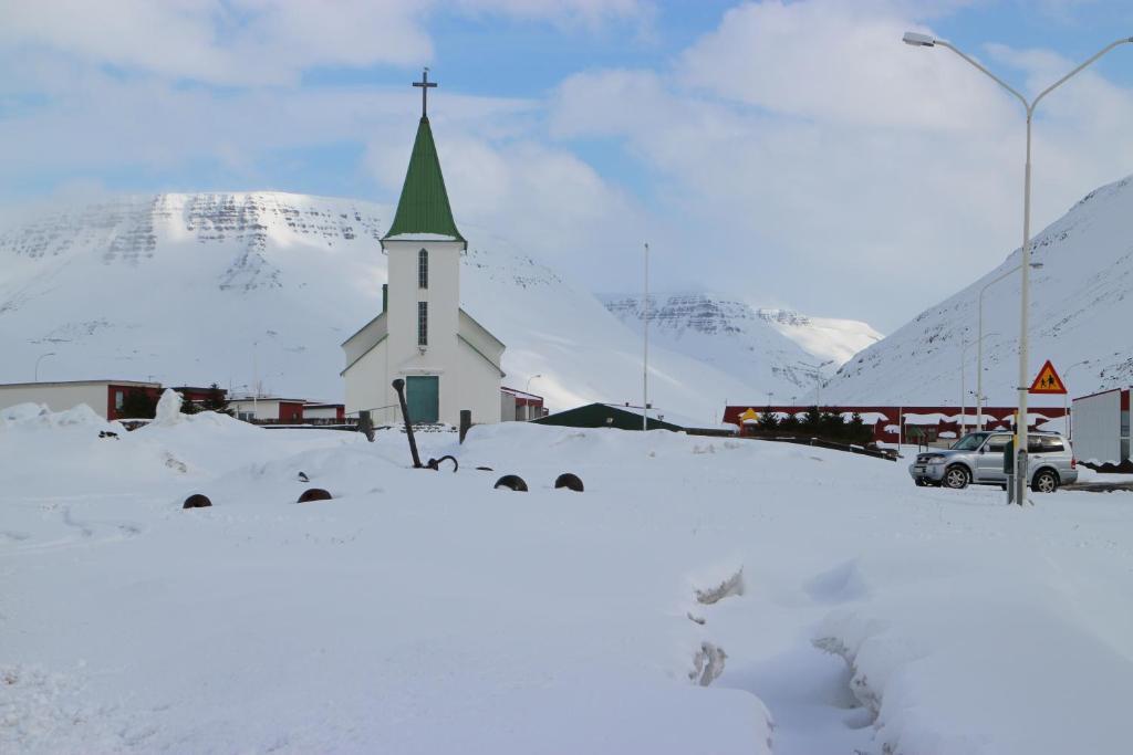 Comfy Guesthouse Westfjords Sudureyri Экстерьер фото