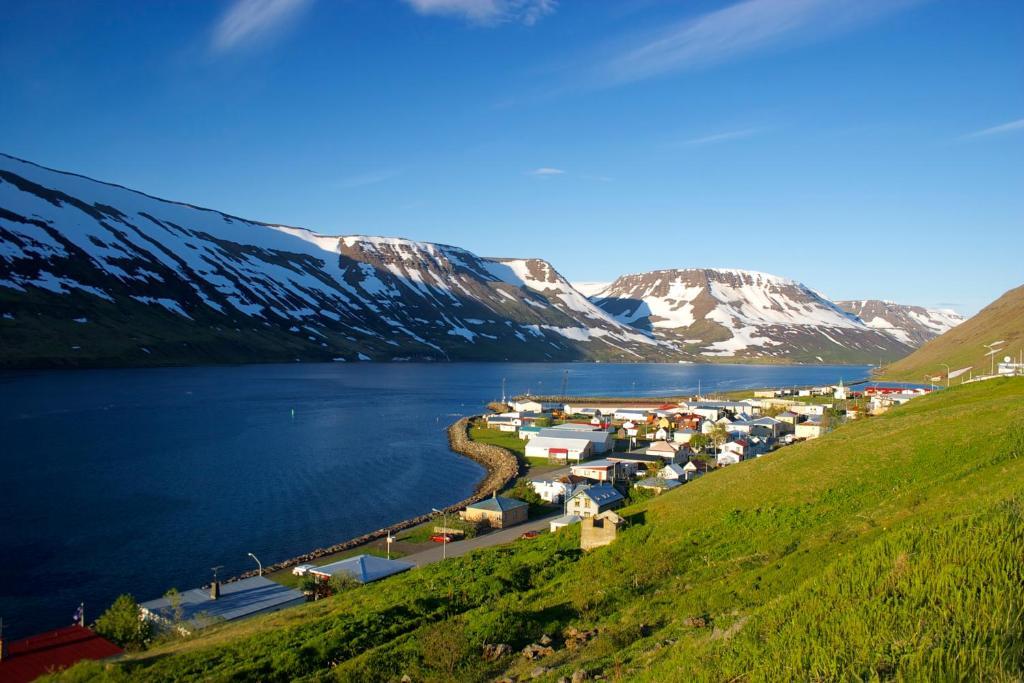 Comfy Guesthouse Westfjords Sudureyri Экстерьер фото