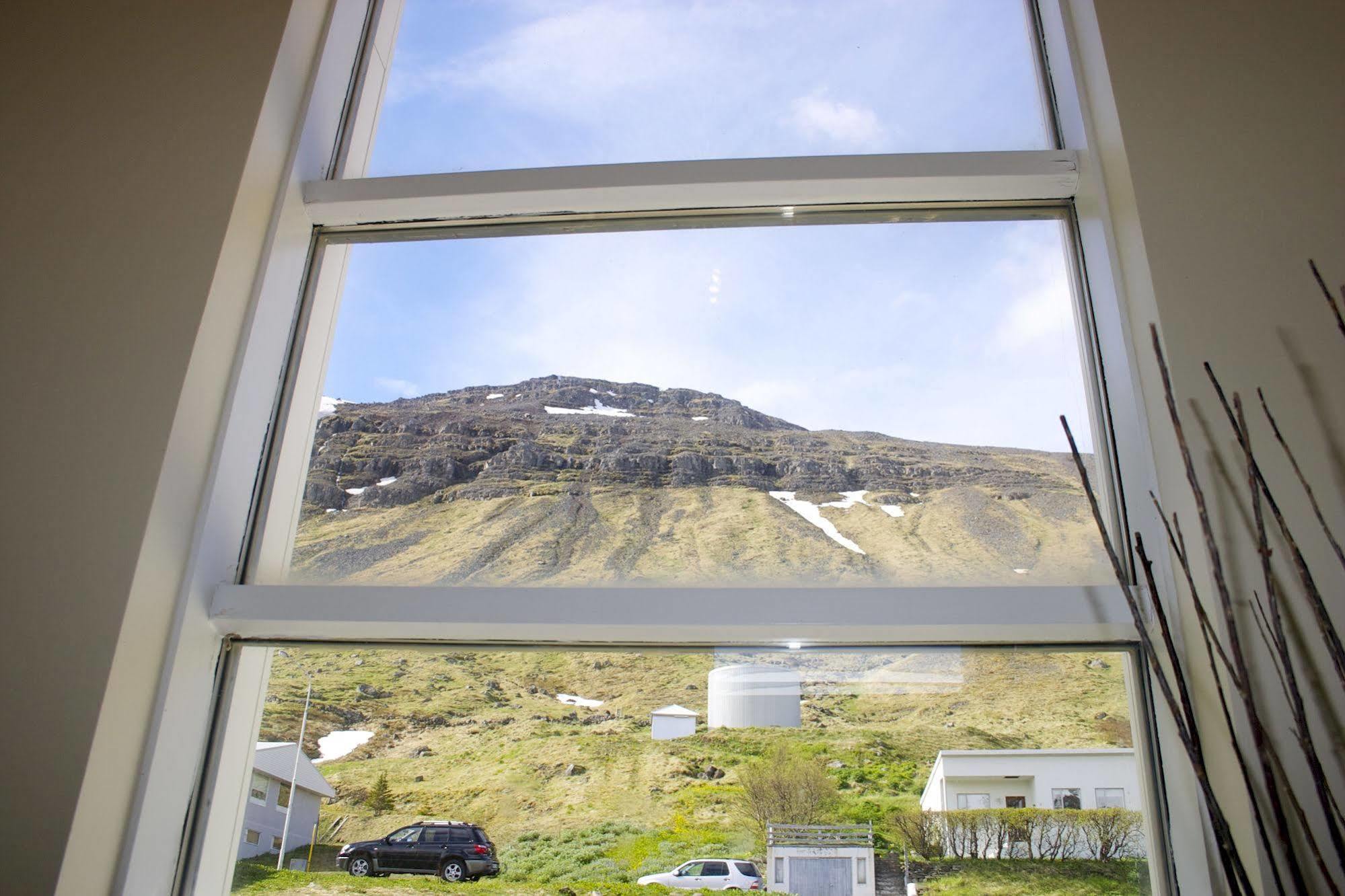 Comfy Guesthouse Westfjords Sudureyri Экстерьер фото