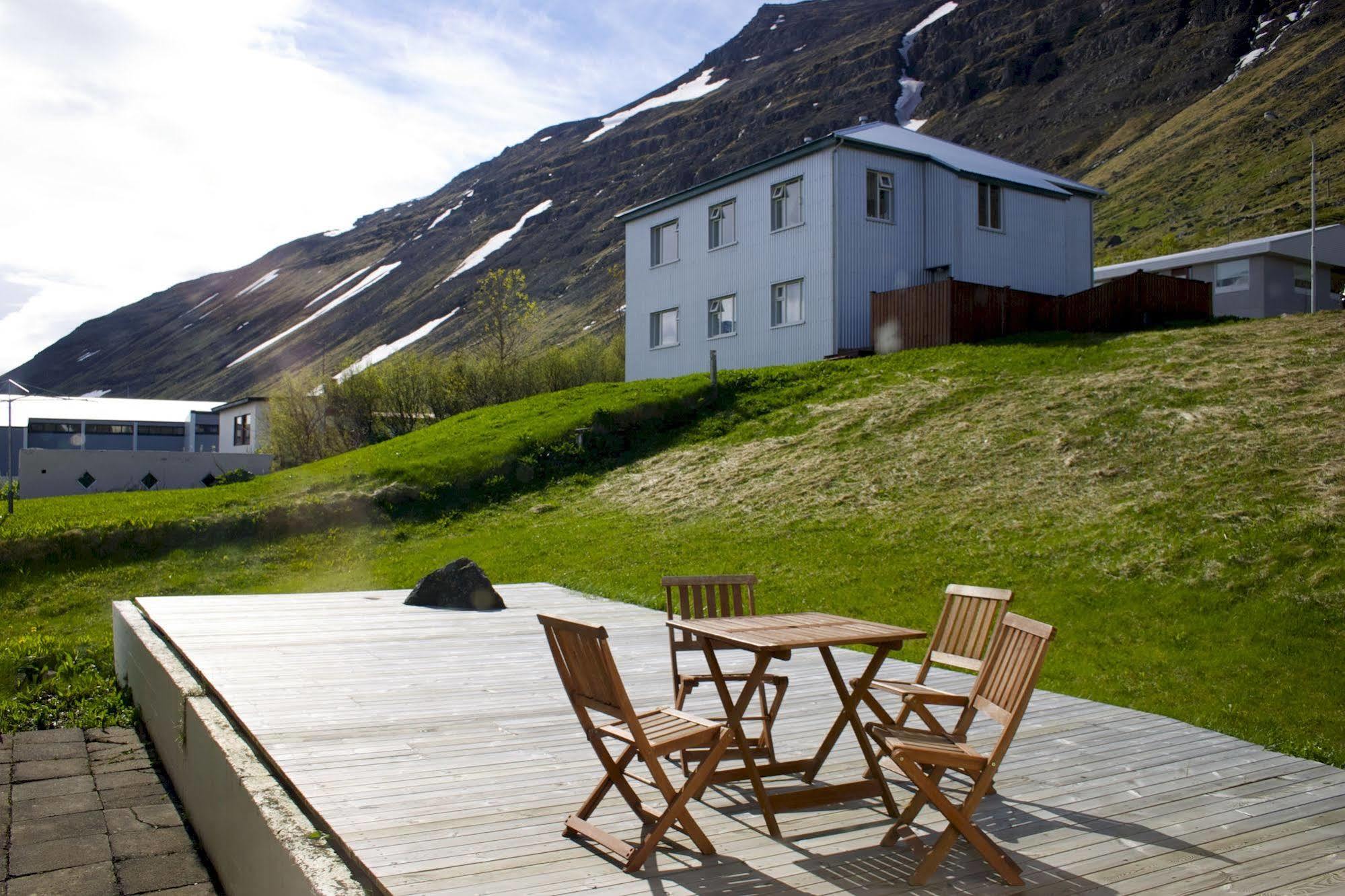 Comfy Guesthouse Westfjords Sudureyri Экстерьер фото